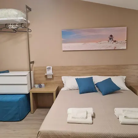 ベッド・アンド・ブレックファスト Al Quadrato スカレア