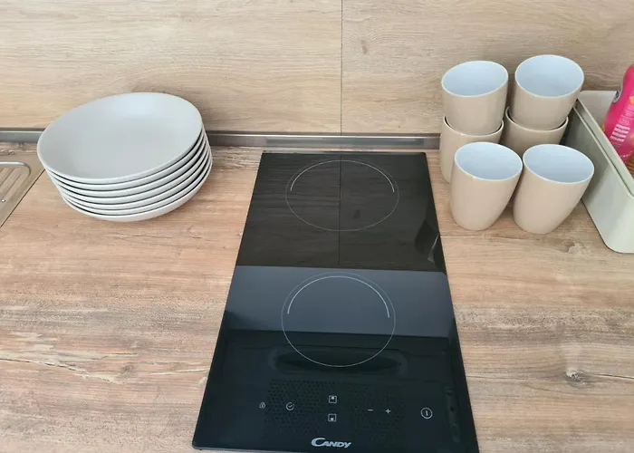 Al Quadrato Oda ve Kahvaltı 4*