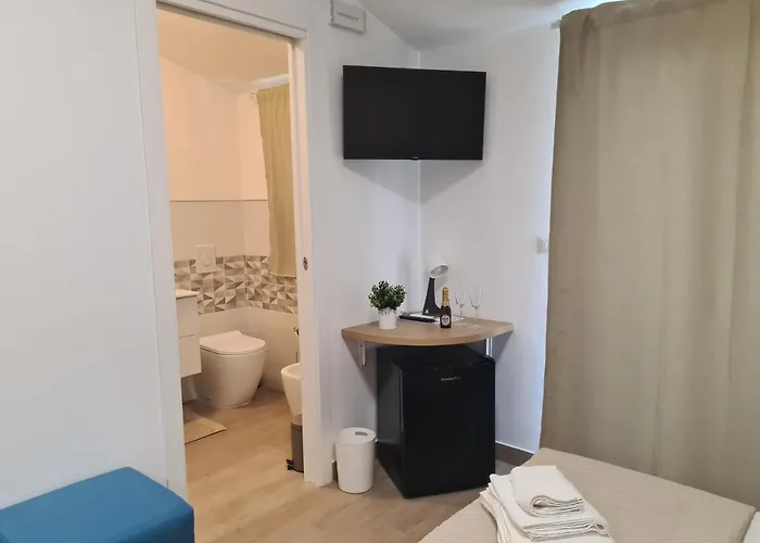 Oda ve Kahvaltı Al Quadrato Scalea