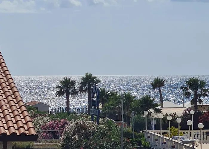 Oda ve Kahvaltı Al Quadrato 4*